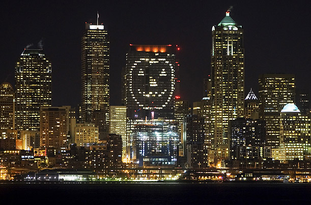 halloween night skyline seattle 2025